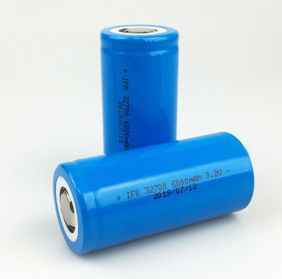 batteria 19.2Wh di 3.2V 32700 6000mAh LiFePO4 per le luci solari del LED